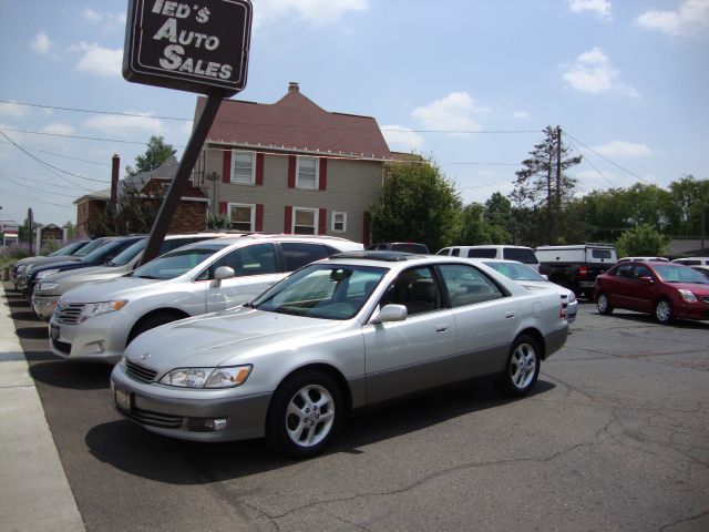 2001 Lexus ES 300