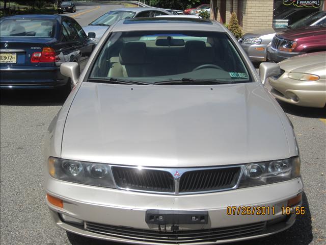 2001 Mitsubishi Diamante