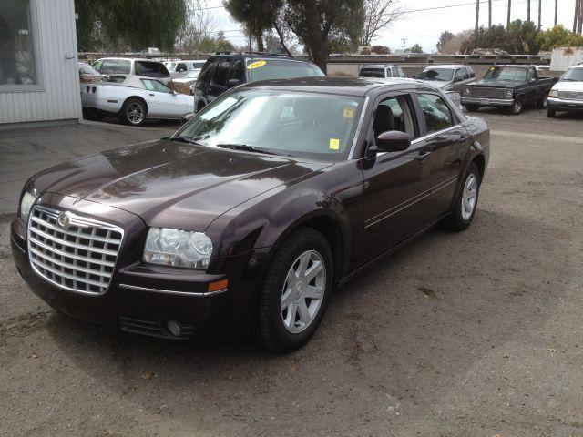 2005 Chrysler 300 for sale
