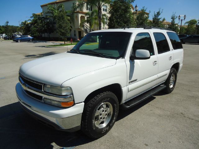 2002 CHEVROLET TAHOE 2WD white all electrical and optional equipment on this vehicle have been che