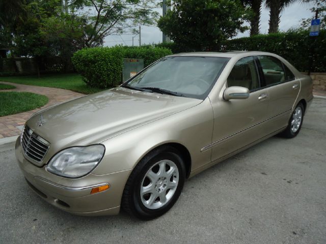 2000 MERCEDES-BENZ S-CLASS S500 champgne all electrical and optional equipment on this vehicle hav