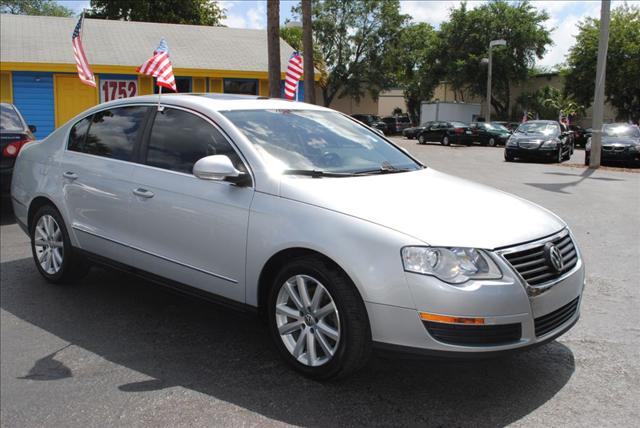 2006 VOLKSWAGEN PASSAT, silver, ...