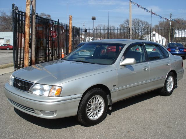 1999 Toyota Avalon for sale