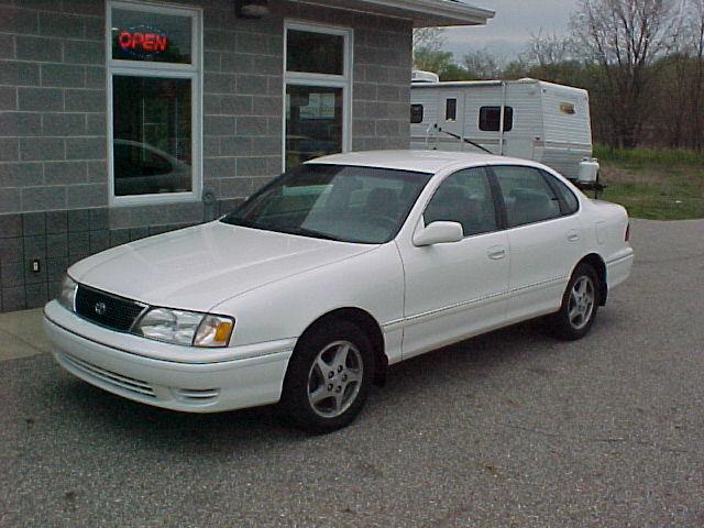 1999 Toyota Avalon for sale