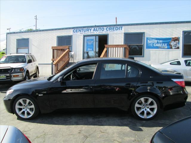 2007 BMW 5 SERIES 550I black 2007 bmw 550i sedan v8 4 8l automatic rwd with 101000 miles black