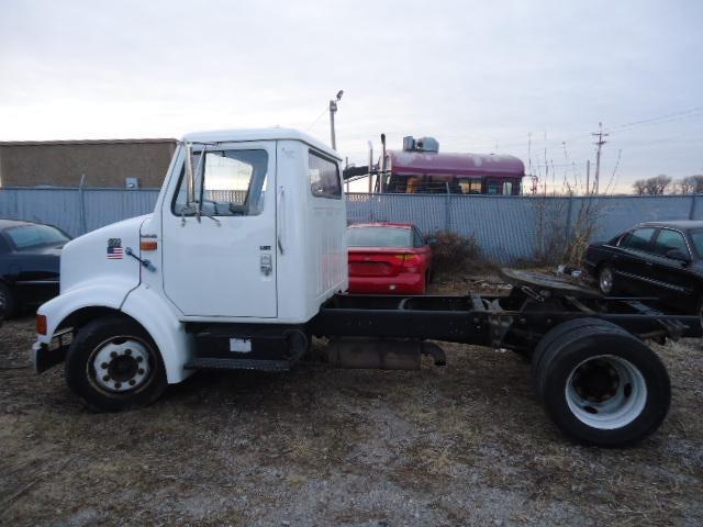 1998 INTERNATIONAL 4000 SERIES for sale