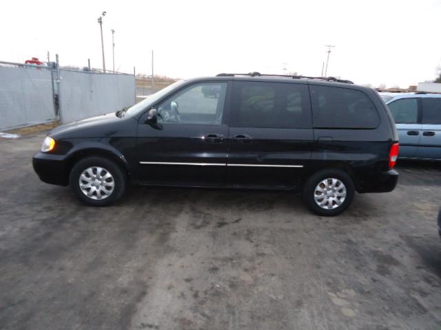 2005 Kia Sedona for sale