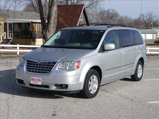 2010 Chrysler Town and Country for sale