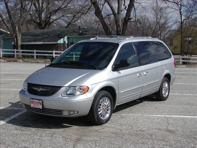 2001 Chrysler Town and Country for sale