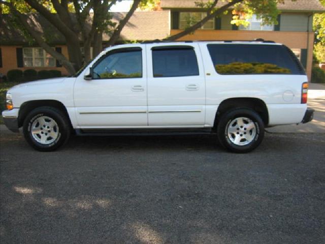 2004 Chevrolet Suburban for sale