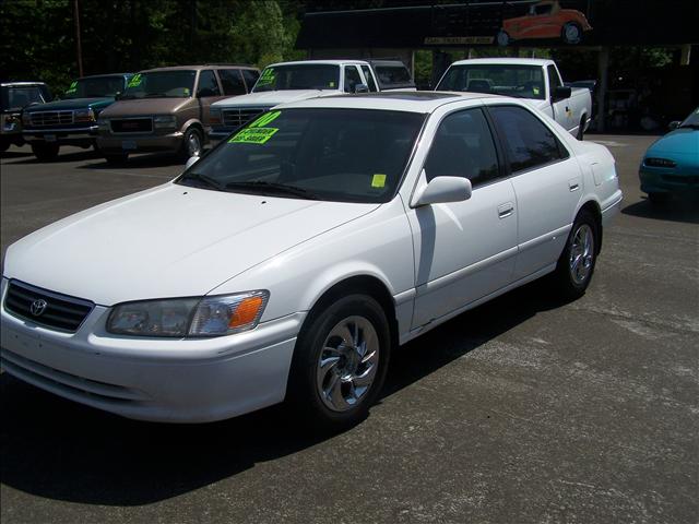 2000 Toyota Camry for sale