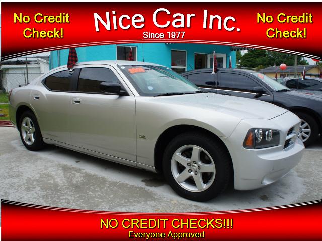 2009 DODGE CHARGER SXT, silver, ...