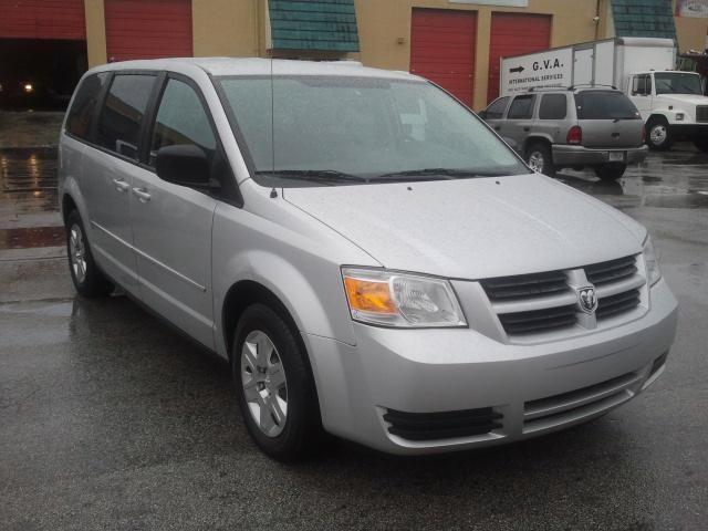 2009 DODGE GRAND CARAVAN SE, ...