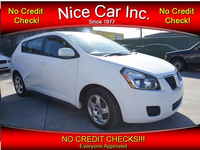 2009 PONTIAC VIBE, white, only ...