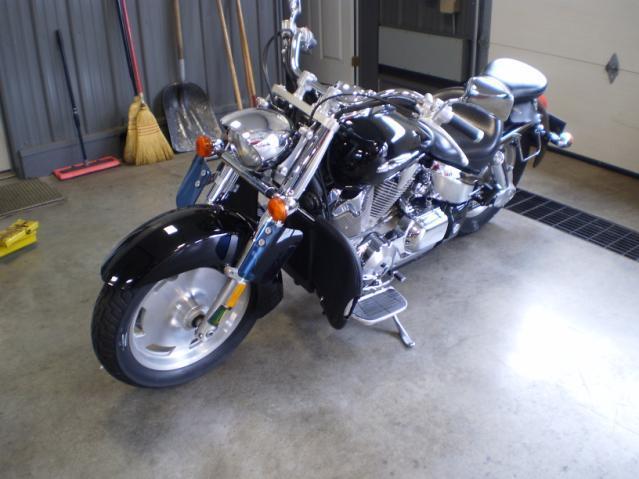2005 HONDA VTX1300R for sale