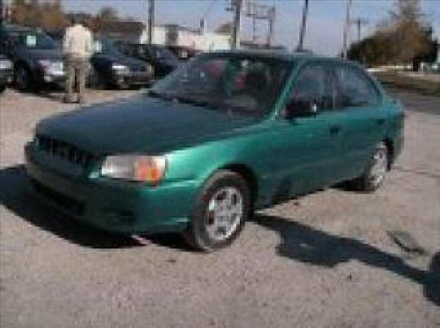 2000 Hyundai Accent for sale