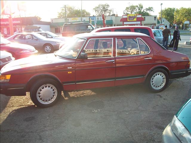 1989 Saab 900 for sale
