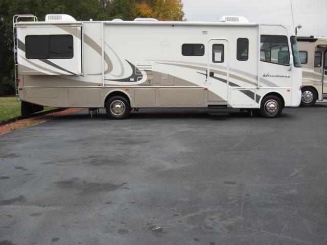 2004 FOURWINDS HURRICANE for sale