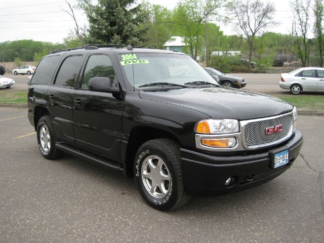 2004 GMC Yukon Denali