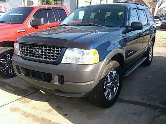 2004 Ford Explorer