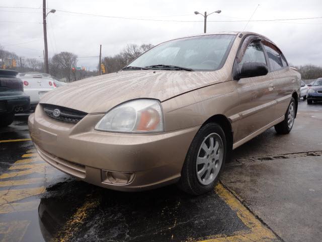 2005 Kia Rio for sale