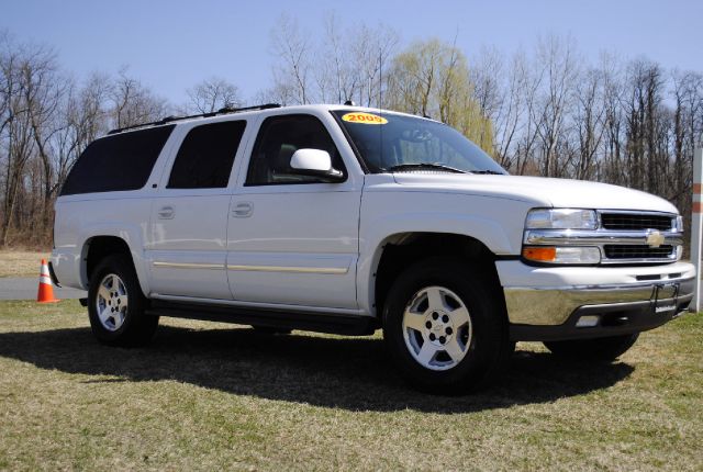 2005 Chevrolet Suburban for sale