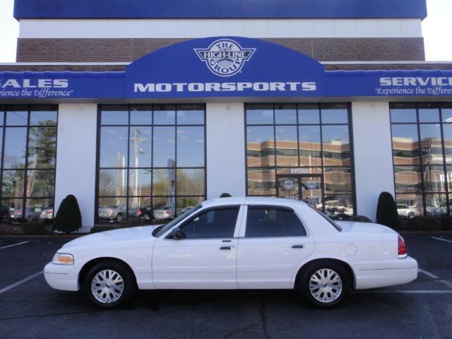 2004 Ford Crown Victoria for sale