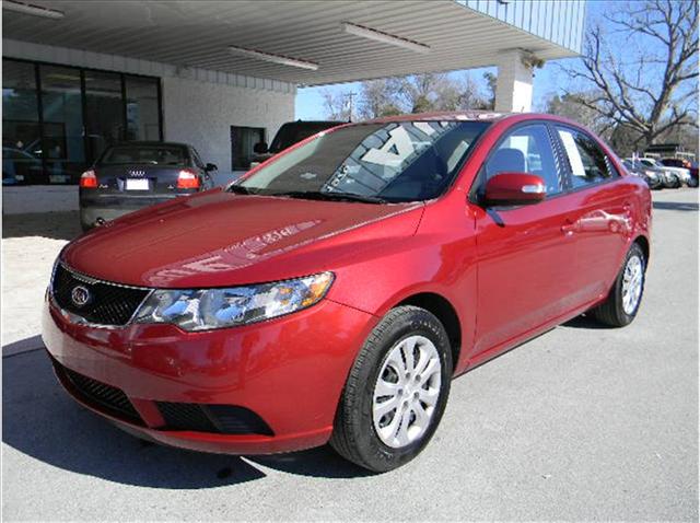 2010 Kia Forte EX Sedan 4D 2010 Kia Forte EX Sedan 4D