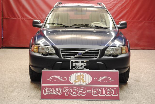 2001 Volvo V70 XC