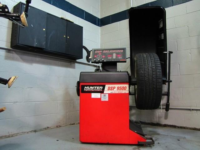 0 HUNTER ENGINEERING COMPANY DSP BALANCING for sale