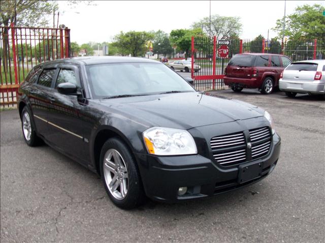 2006 Dodge Magnum for sale