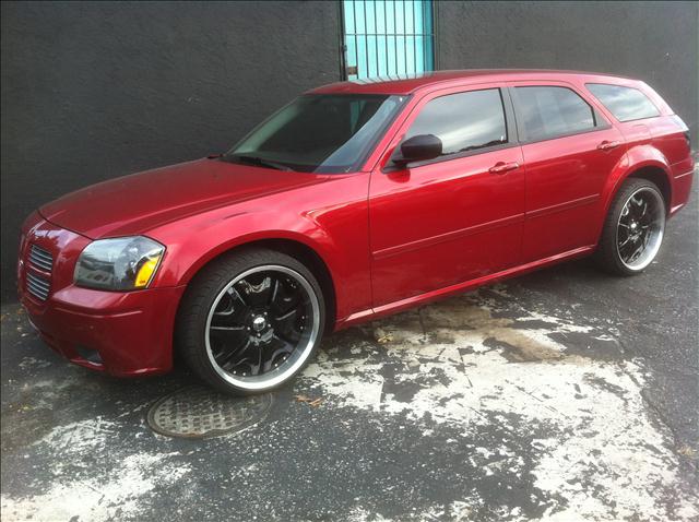 2006 Dodge Magnum for sale